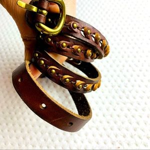 100% Leather belt Eddie Bauer size Large EUC